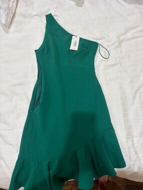 Cinq a sept One-Shoulder Emerald Green Ruffle Hem Dress